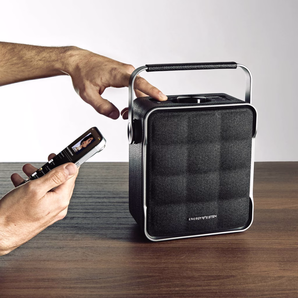 Classy Essence Speaker